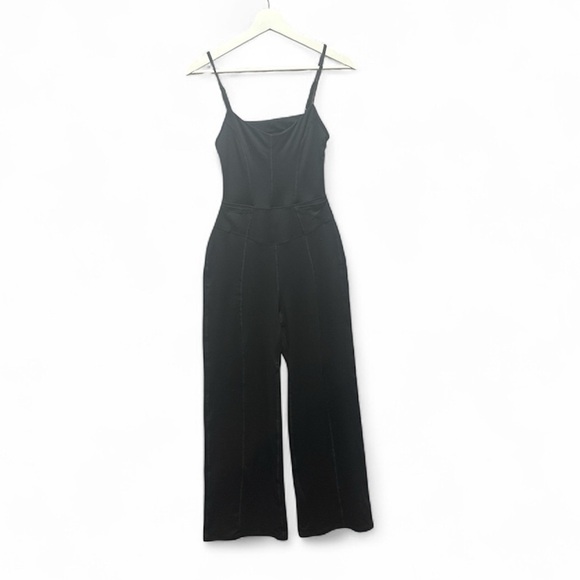 Free People movement wideleg Jumpsuit - Picture 1 of 7